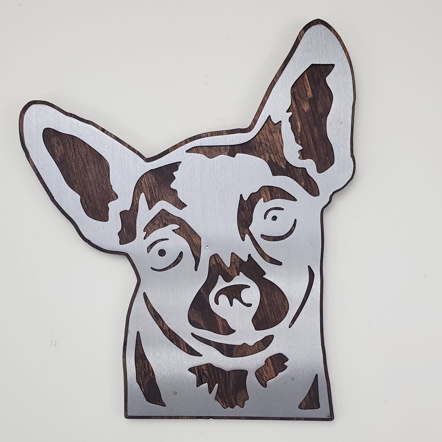 Chihuahua metal on wood