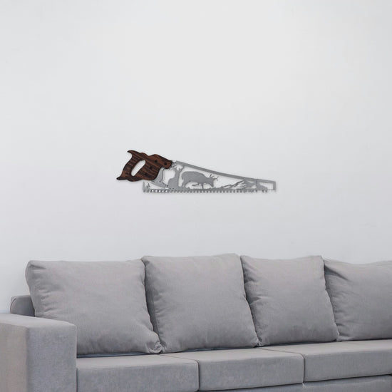 Whitetail deer hand saw wall art video, two bucks saw hanging above a couch